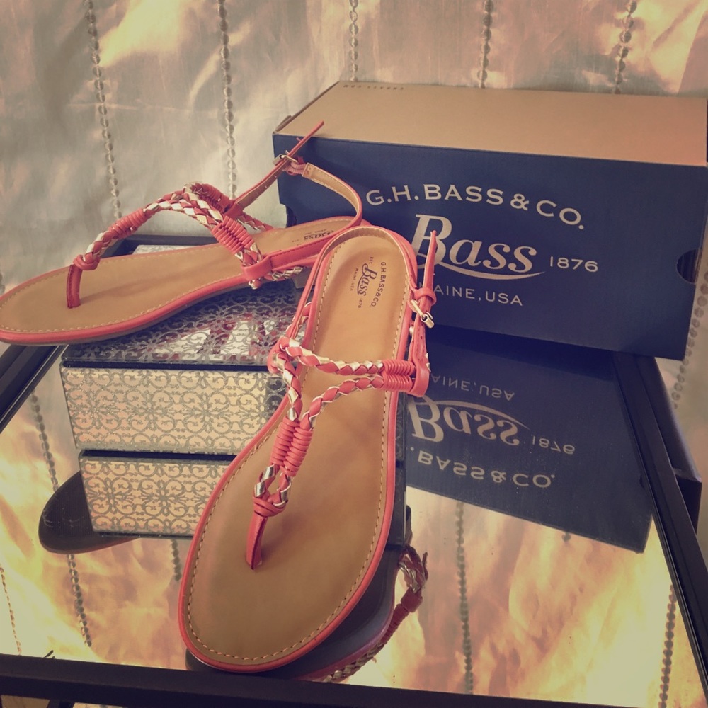 Bass Collette sandals! Brand new in box!